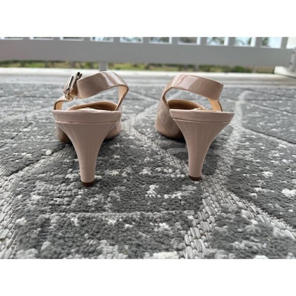 Heels - Picture 5 of 8